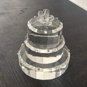 Crystal cake topper